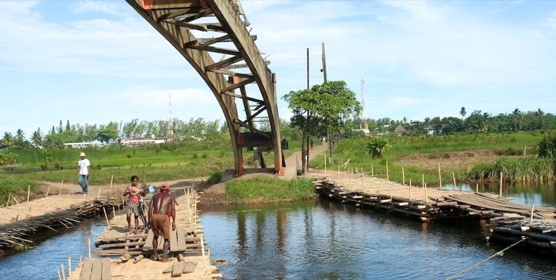 Madagascar Bridge